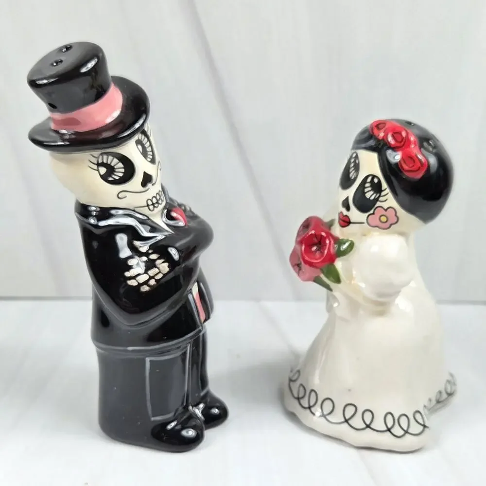 Day of the Dead Wedding Salt & Pepper Shakers Sugar Skull Bride Groom Ceramic